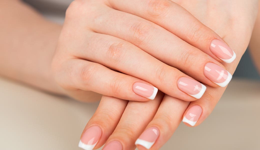 Img-French-manicure